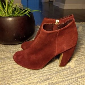 Steve Madden maroon booties